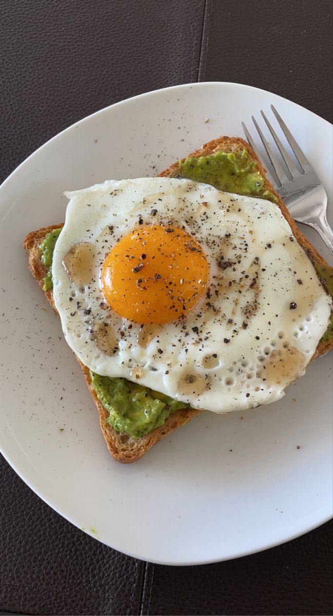 Avocado Omelet Toast